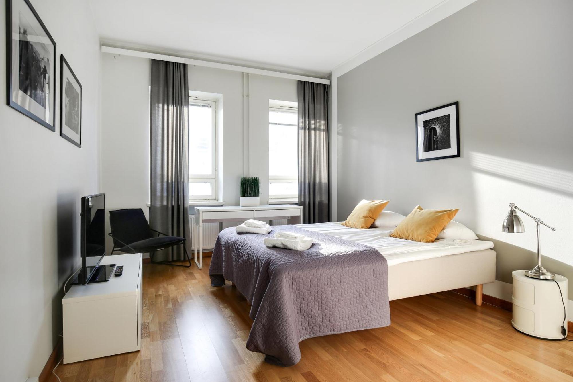 Apartment Kotimaailma Kamppi - 2br In The Center With Code Lock Helsinki