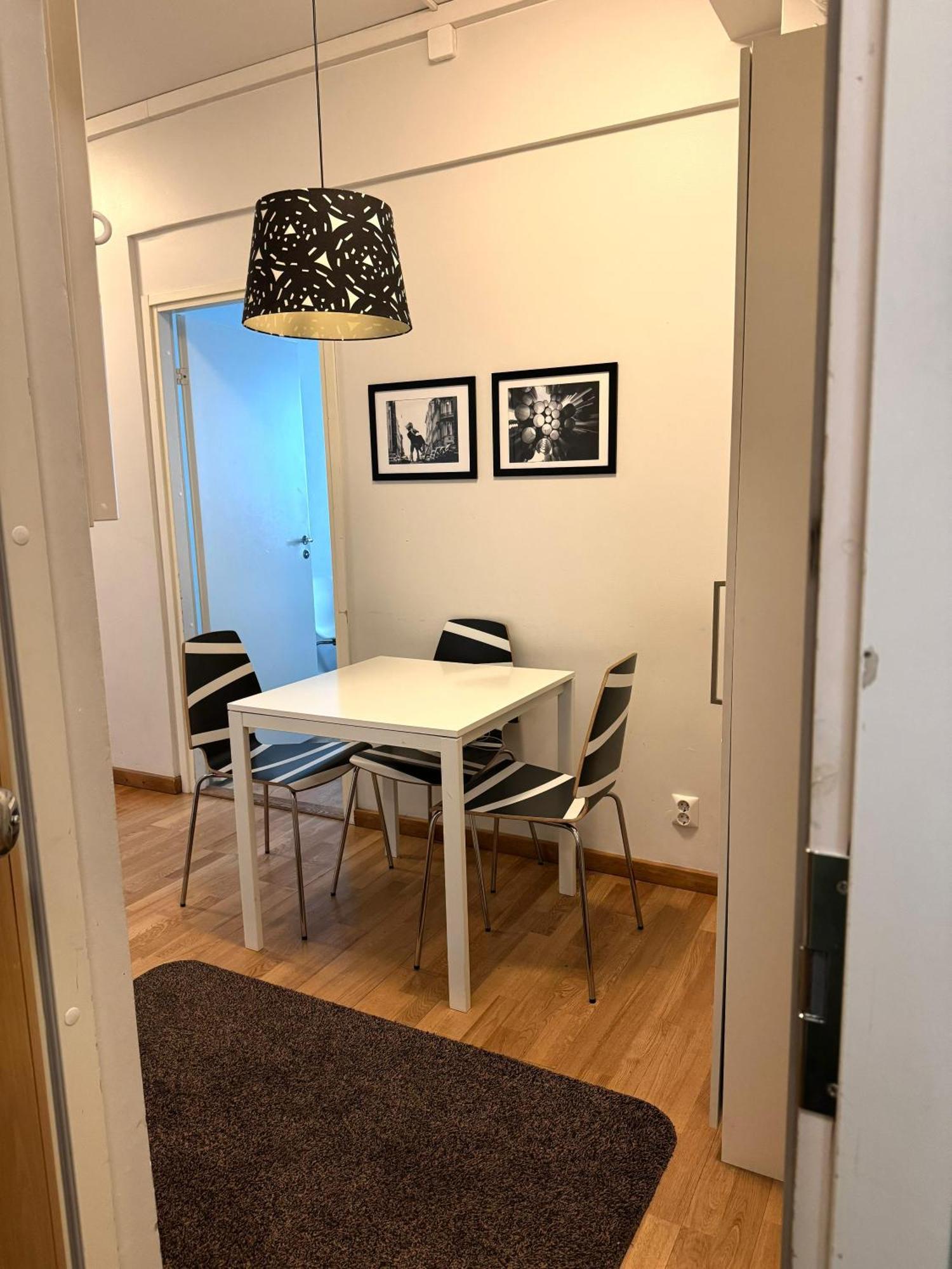Kotimaailma Kamppi - 2br In The Center With Code Lock Apartamento *