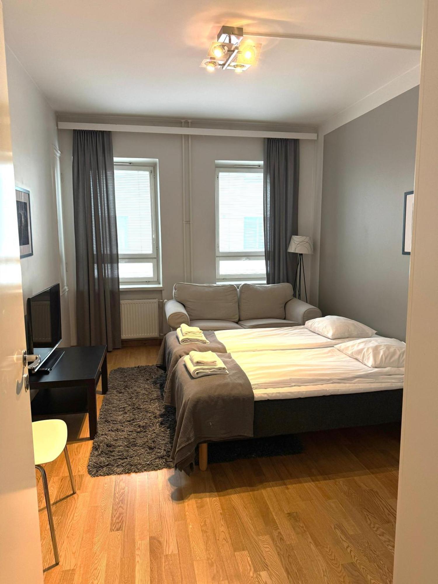 Kotimaailma Kamppi - 2br In The Center With Code Lock *