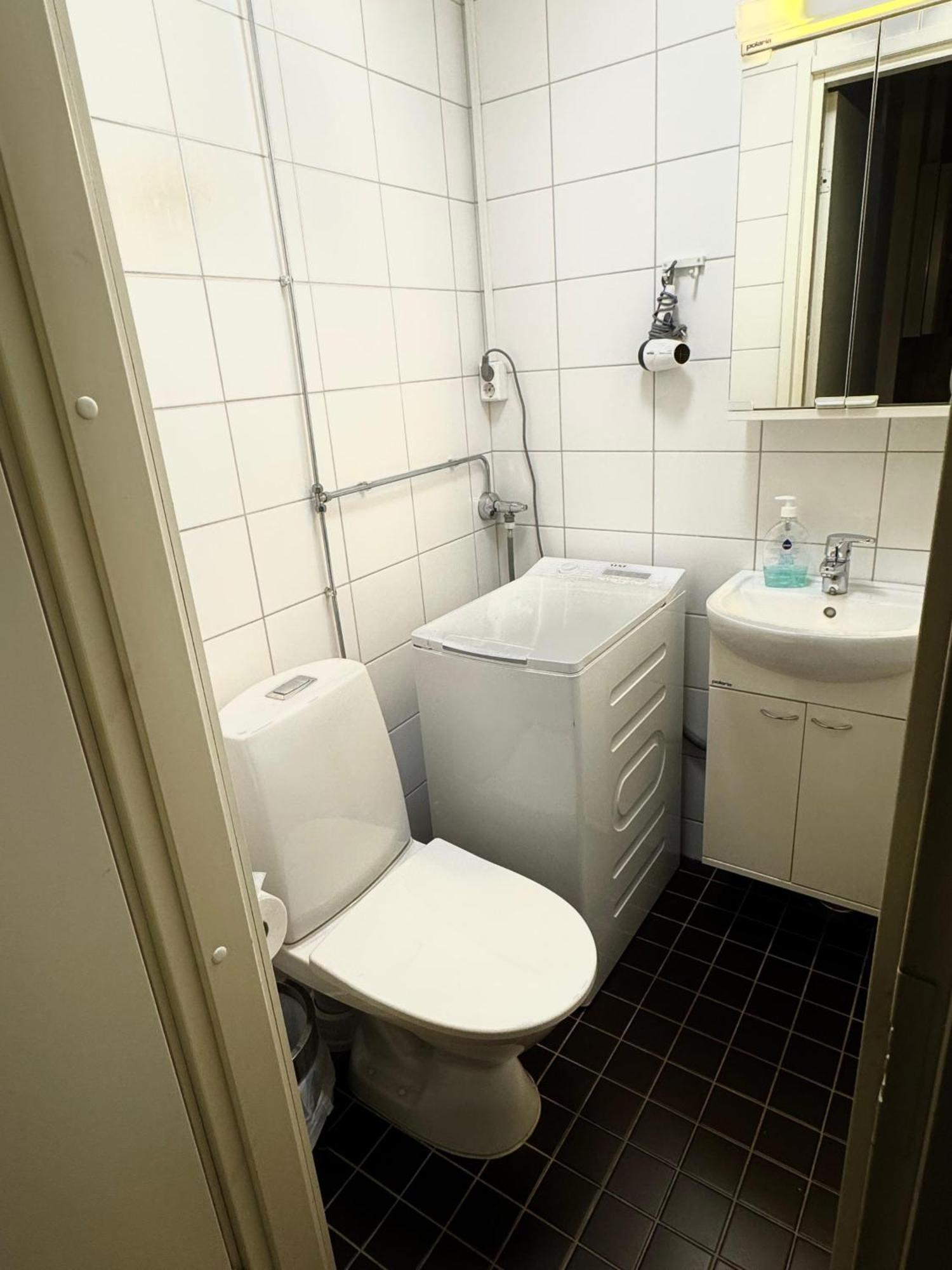 Kotimaailma Kamppi - 2br In The Center With Code Lock