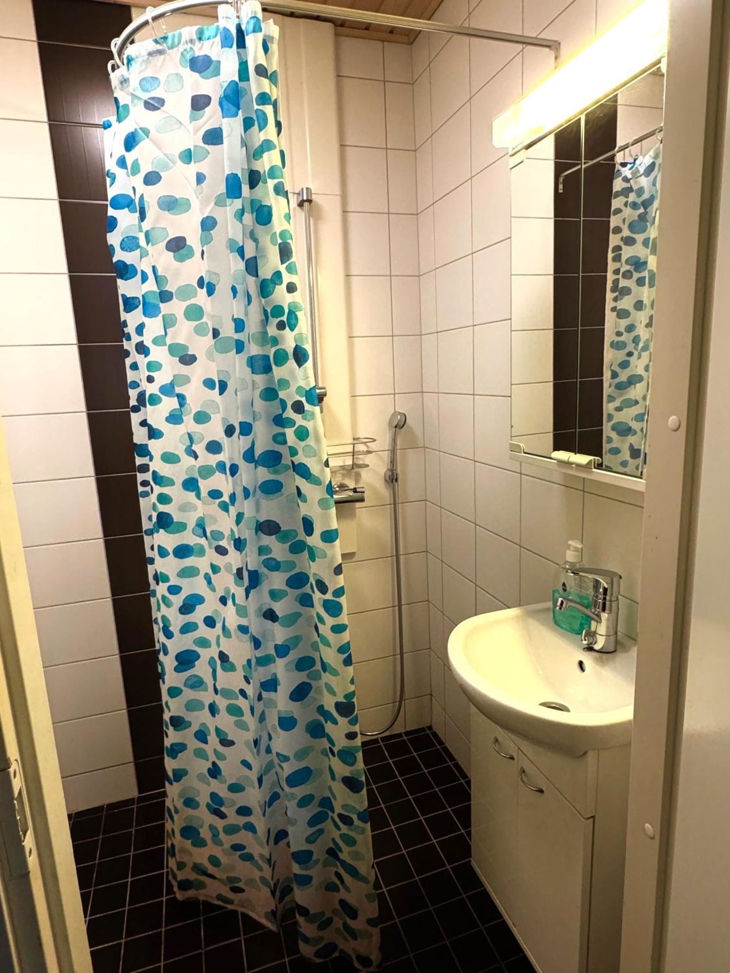 Apartamento Kotimaailma Kamppi - 2br In The Center With Code Lock